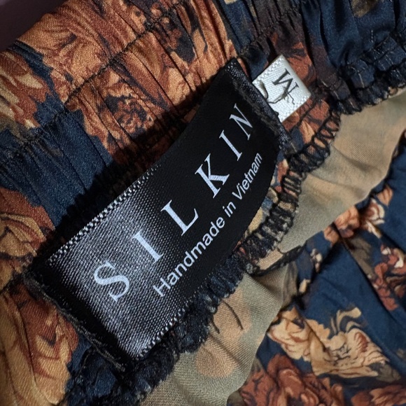 Silk Silkin shorts - Picture 4 of 4